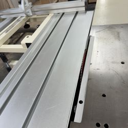 ShopFox 10” Sliding Table Saw