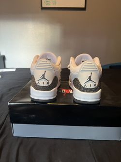 Jordan 3s  Mochas Size 10 