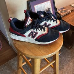Retro Look New Balance Men’s 11