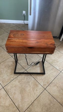 Wood C-Table Side Table with Drawer