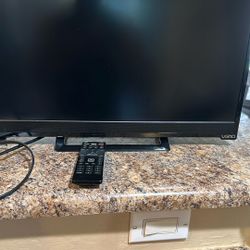 24’’ Smart Vizio TV