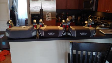 3 Graco booster seats