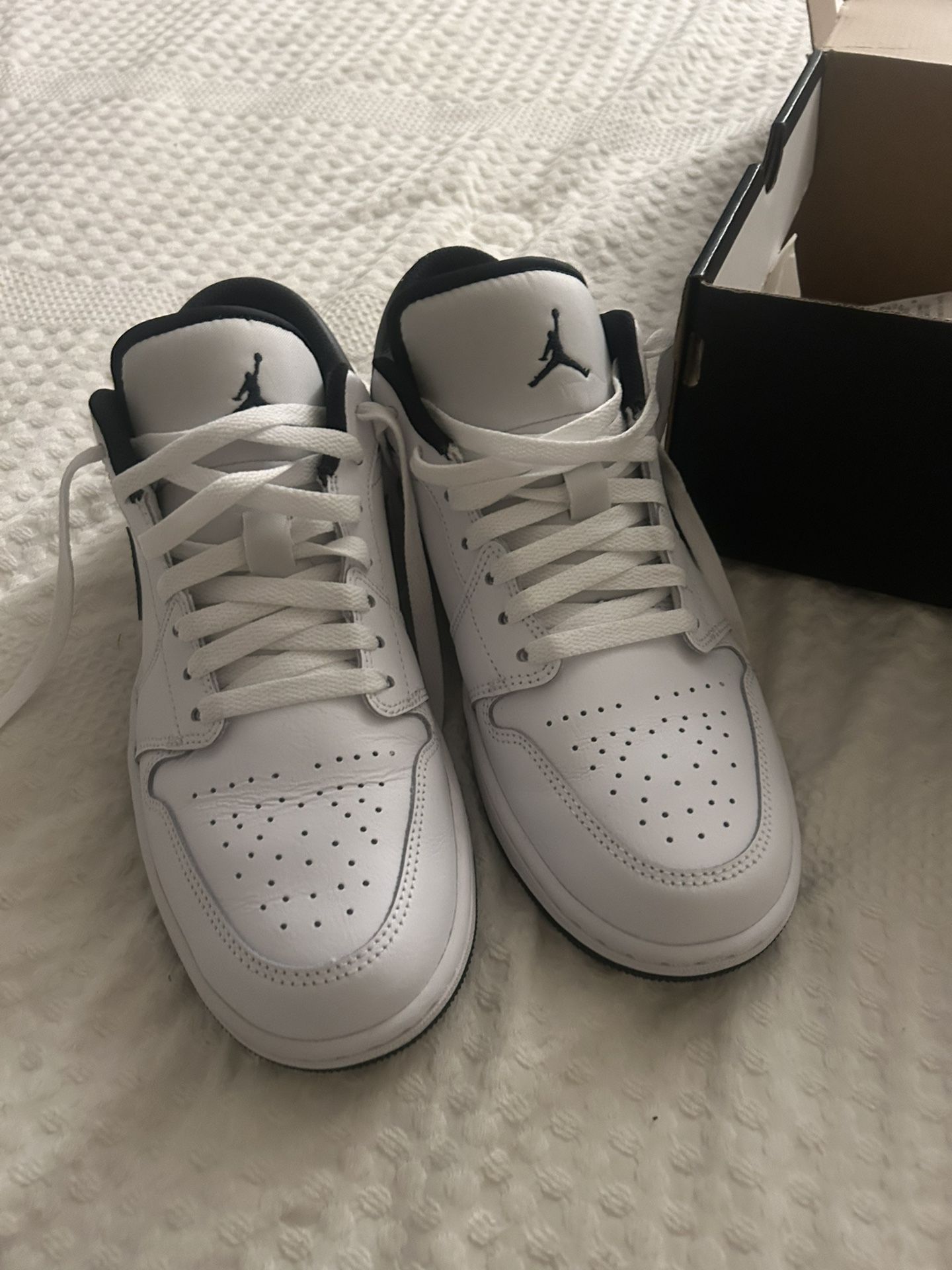 Air Jordan 1 Low Size 9.5