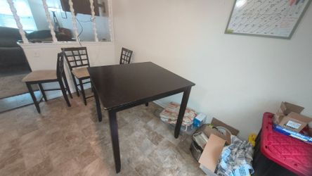 Dining Room Table - Wood Black 39-1/2" Sq