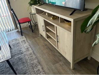 TV stand