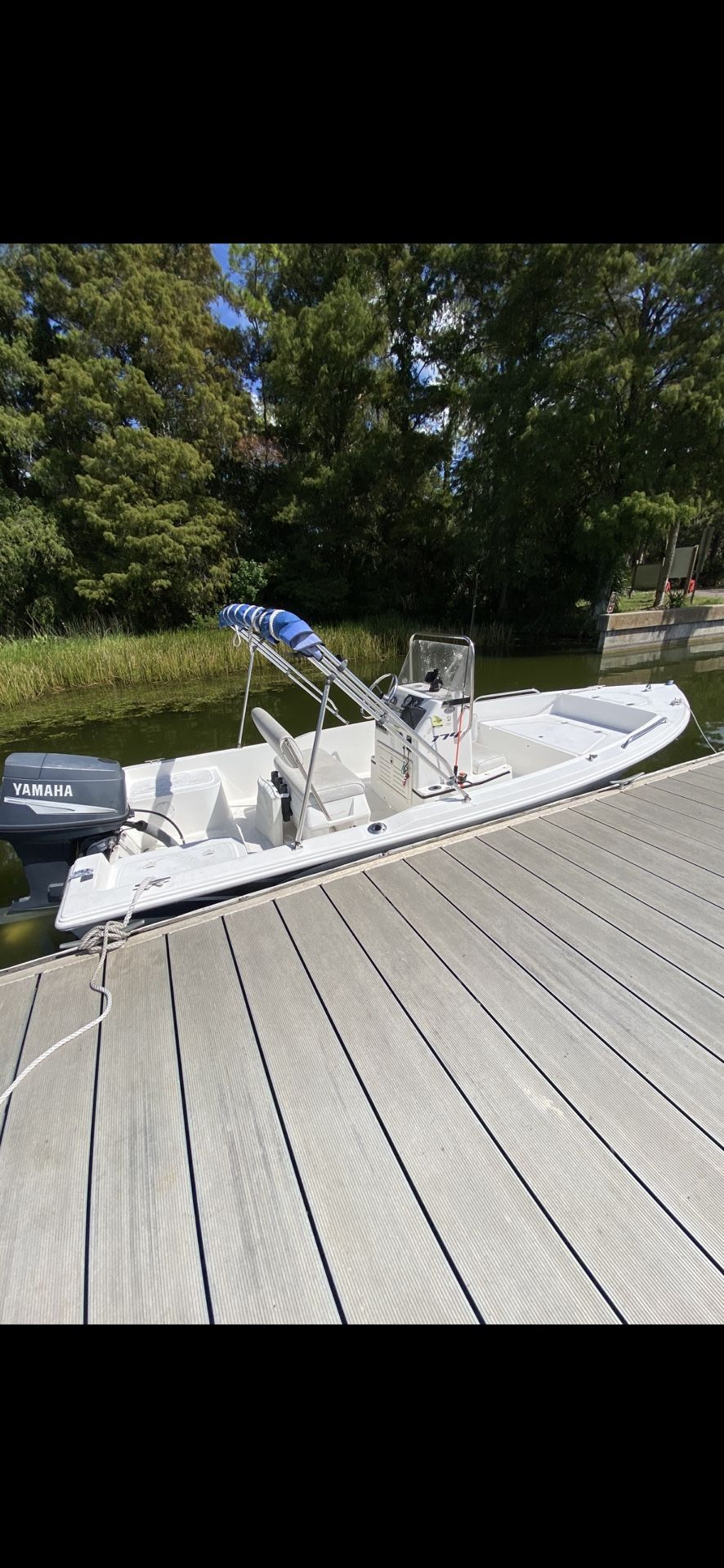 2004 Cobia 174