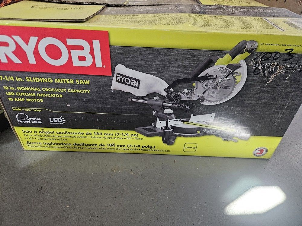 Sliding Miter Saw