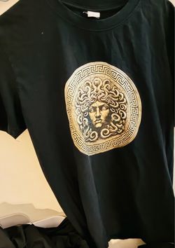 Black Medusa emblem men’s T-shirt, size medium