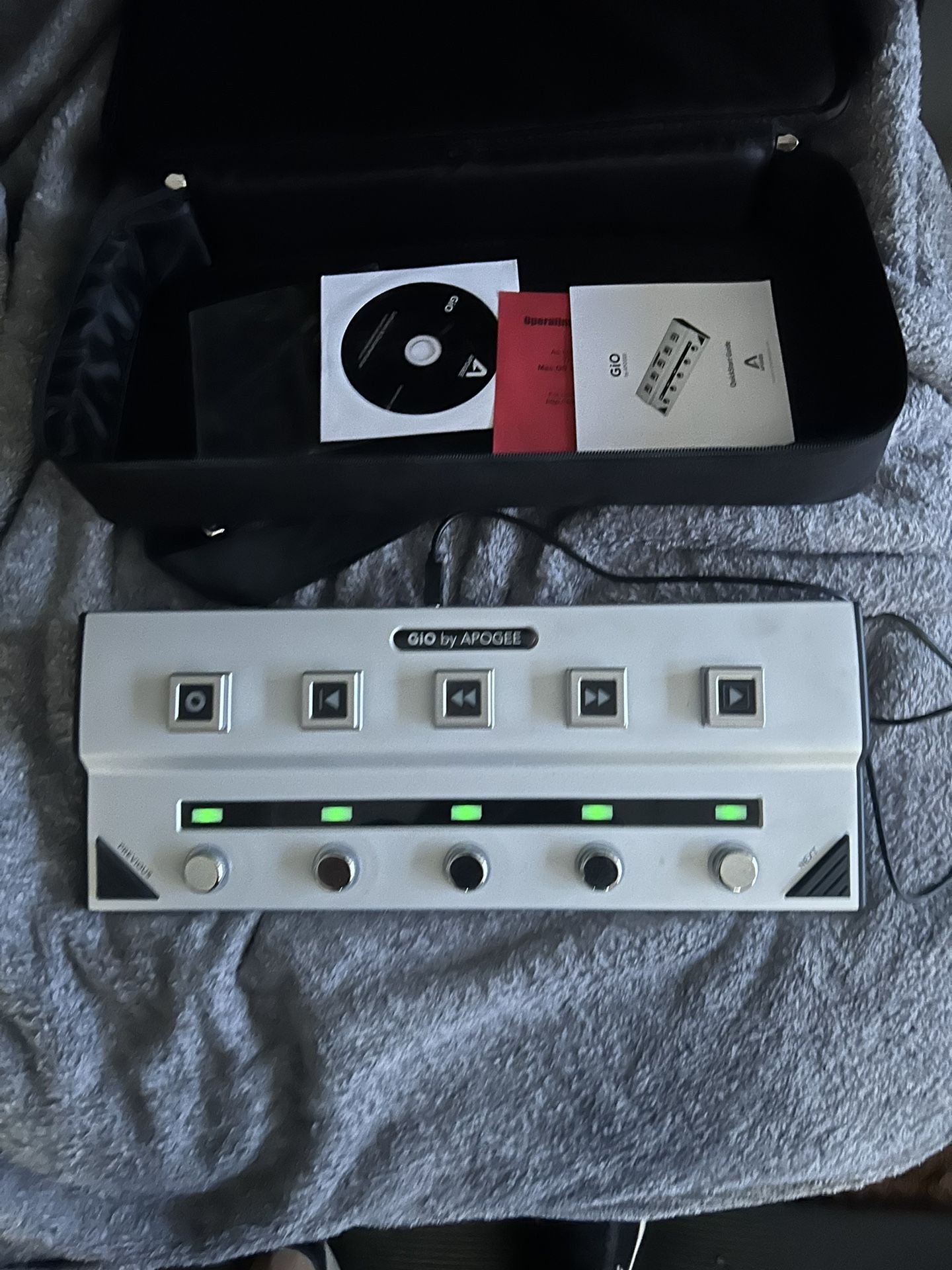 Apogee Gio. Studio Quality Interface/foot Controller For MAC