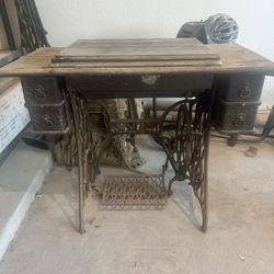 Singer Seamstress Table with Original Bobbin