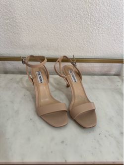 Steve Madden Beige Heels