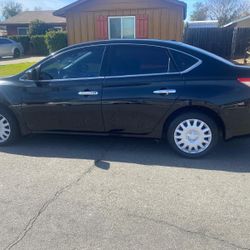 Nissan Sentra 2015