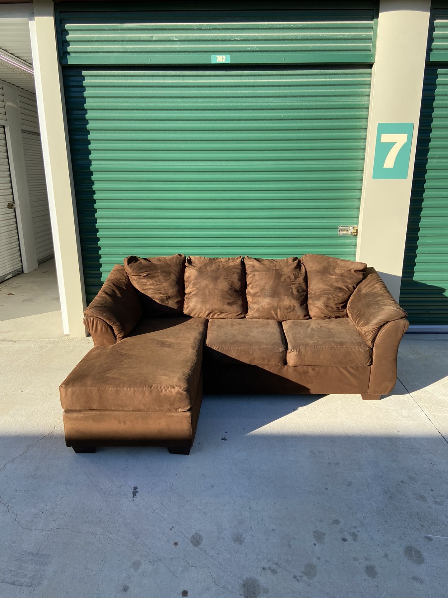 Brown Microfiber Sectional Couch Sofa for Sale in San Antonio, TX OfferUp