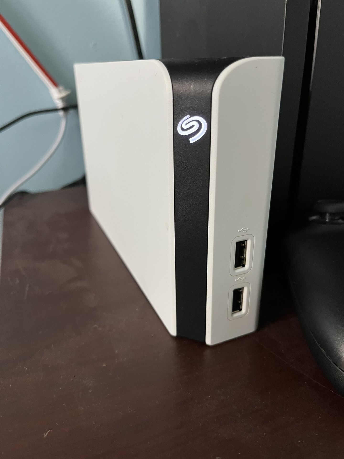 SEAGATE 8TB  HARD DRIVE