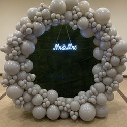 Balloon Garlands 