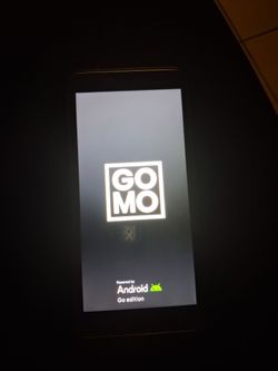 Android GOMO Smartphone