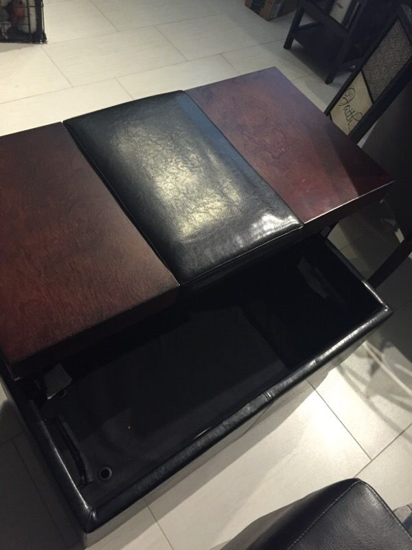 Arlington Lift-Top Storage Ottoman