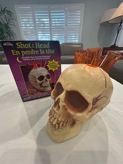 Skull plus 5 shot glass tubes - Halloween party decor