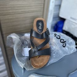 Women’s Sandals
