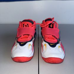 🔥 Nike Air Speed Turf Sneakers – Size 6Y / Women’s 7.5 - Bright Red / White