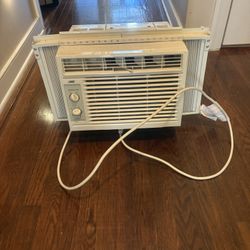 Air Conditioner(Window)