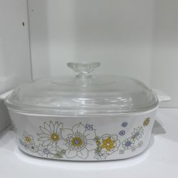 Vintage Casserole Dish With Glass Lid