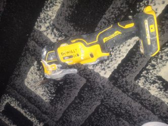DeWalt  Oscillating Multi Tool 