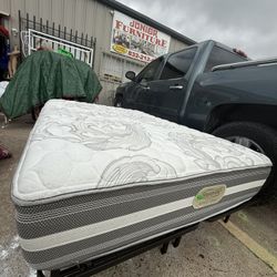 Full Size & Riel $130