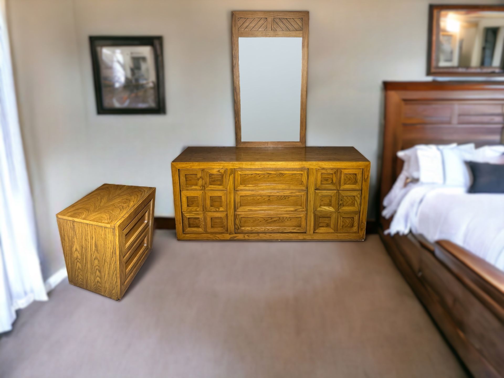 Vintage Thomasville Huntly Brown Oak Dresser w/ Mirror & Nightstand