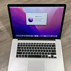 Apple MacBook Pro 2015 Silver 15 Inch!!!