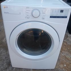 LG gas dryer in good working conditions