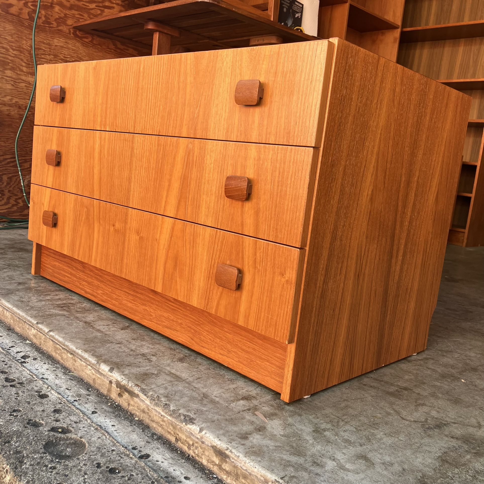 Vintage Mid Century Modern Teak Chest of Drawers