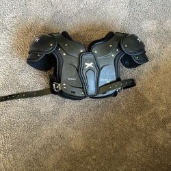 Xenith shoulder pads
