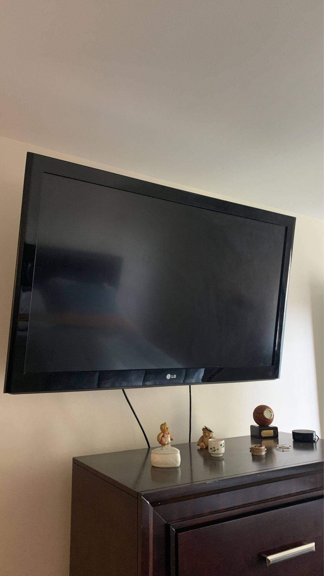 LG 46 “ TV with stand and remote