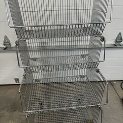 Portable 4 Basket Storage On Thevroller