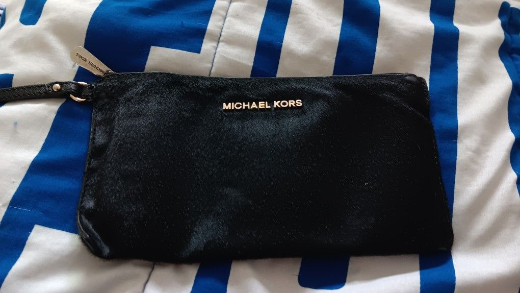 Michael Kors Haircalf Wristlet
