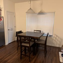 5 Pc Dining Room Table