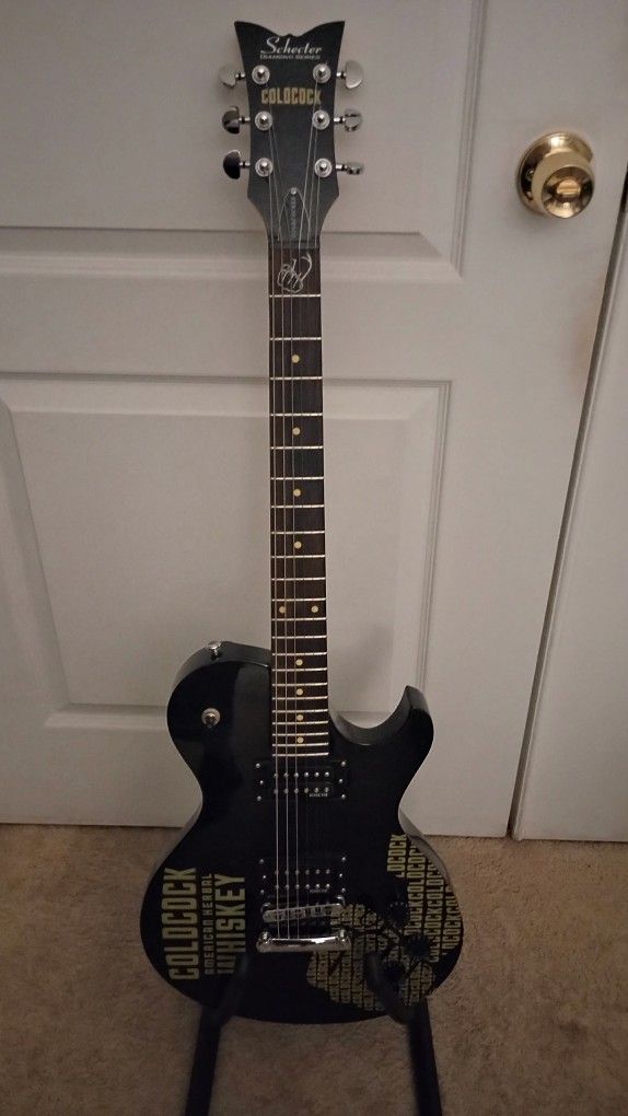 Schecter Diamond Series Coldcock Rare Find 2014 Mint Condition