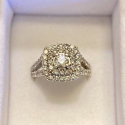 Size 10 Diamond Ring 10 Kt White Gold 