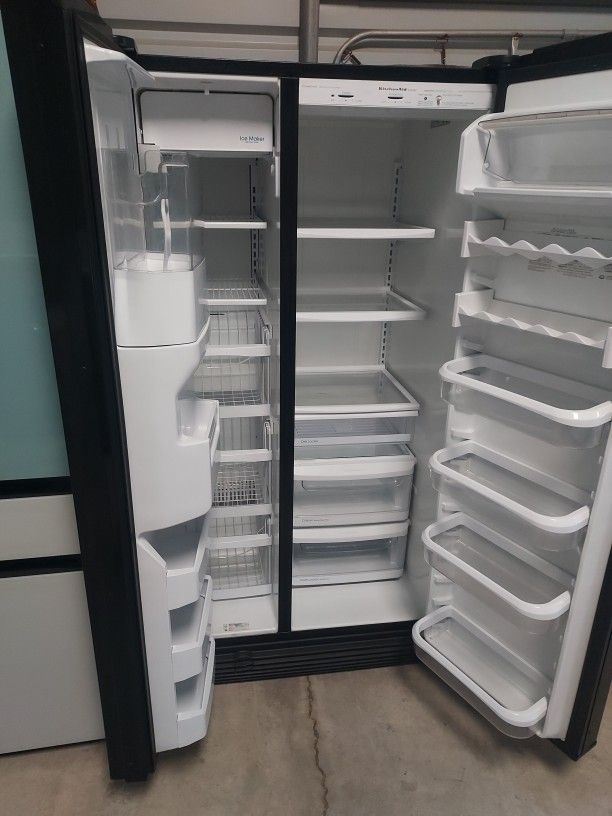 Kitchen Aid Whirlpool Sxs Refrigerator 