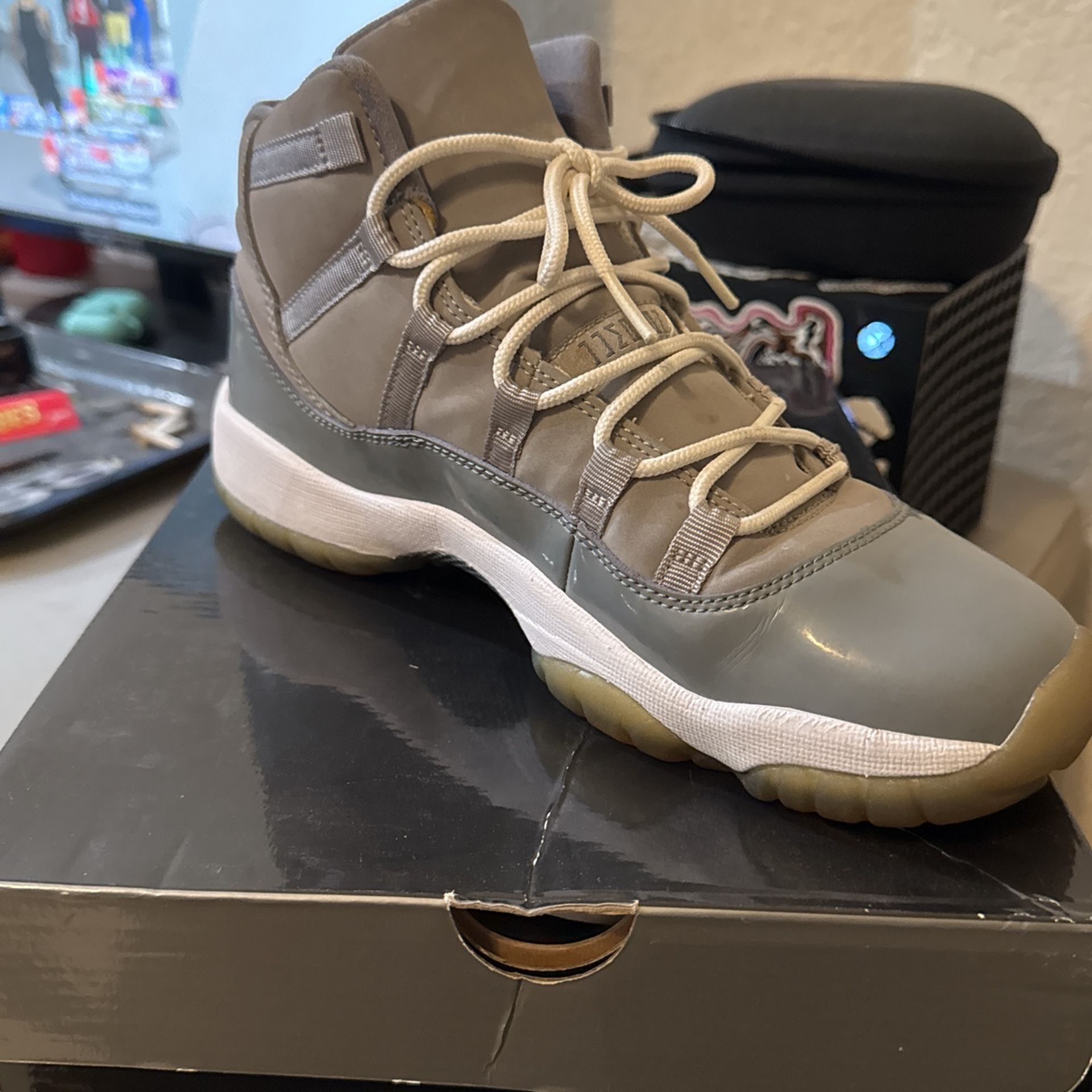 Cool Grey 11s 2021 Size 6.5