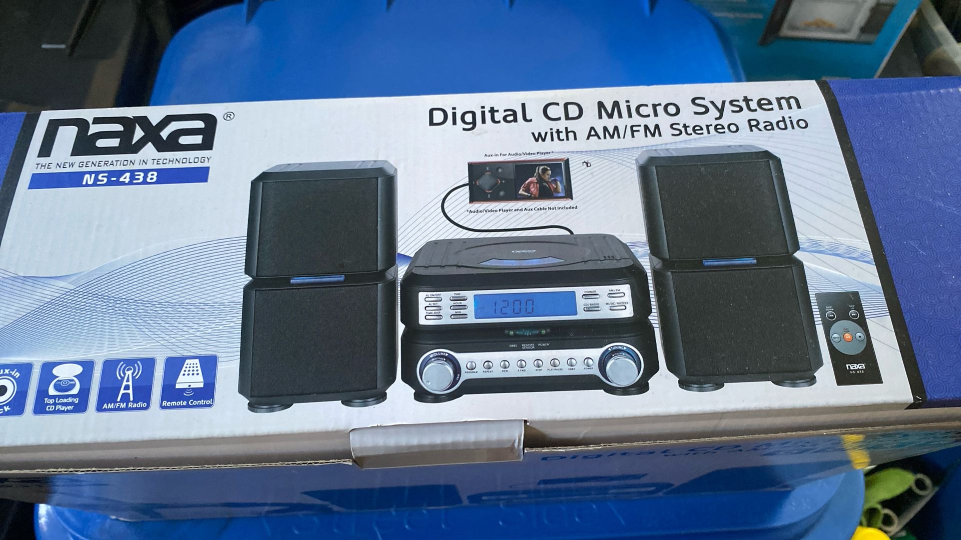 NAXA ( Digital CD Micro System With AM/FM Stereo System