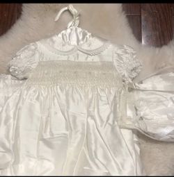 Laura Ashley Baby Girls 3-6 Months New Born-3 UCap Sleeve Christening Gown With Bonnet Baptism Gown