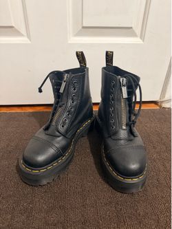 Dr Martens size 8W