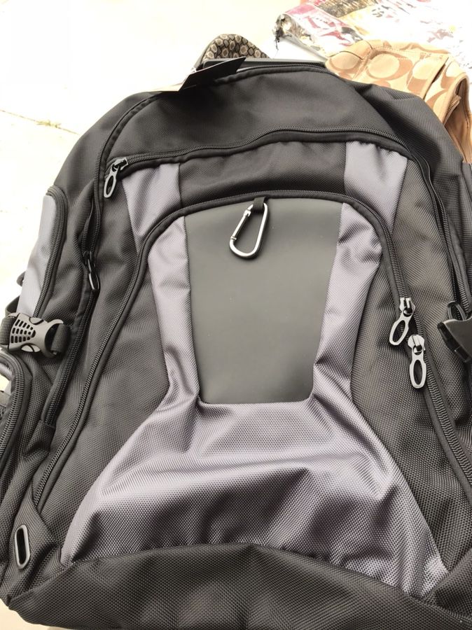 Laptop computer backpack
