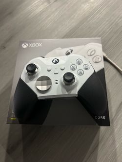 Xbox Elite Series 2 Core Controller – White/Black
