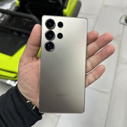 Galaxy S25 Ultra 5G 256GB Unlocked! $949 BLACK FRIDAY DEAL!!