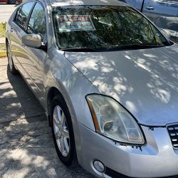 2005 Nissan Maxima