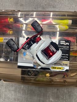 Major League Fishing Baitcasting Reel and tackle box