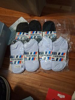 Socks, Unisex. White And Black, NEW